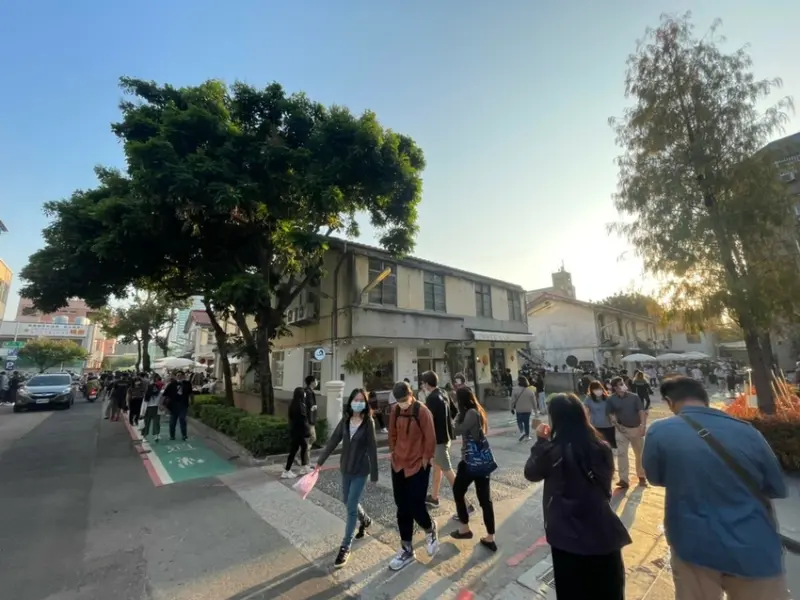 審計新村｜台中景點 🏵 安娜看著成長的地方 文化創新的成功案例！2016發展至今 🏵