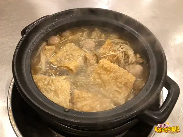 台中大雅美食薑母鴨推薦！帝一碳燒薑母鴨【附菜單】~夏天也是要吃的超人氣碳燒薑母鴨~招牌菜薑母鴨、豆腐乳、麵線。