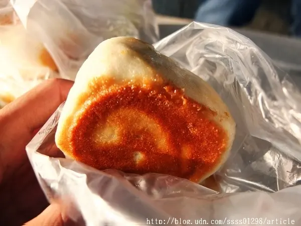 【美食特搜。屏東長治鄉】繁華水煎包。香脆大顆水煎包 紮實外皮肉餡香嫩 下午開店必吸引人潮的在地美食