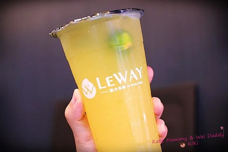 【飲品．台北】使用在地好茶搖出消暑的幸福飲品。Leway 樂の本味-台北成都店 #西門町飲料店 #初鹿牧場鮮奶 #手搖杯推薦