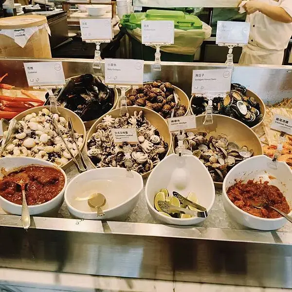 台北萬福六怡酒店敘日吃到飽餐廳~