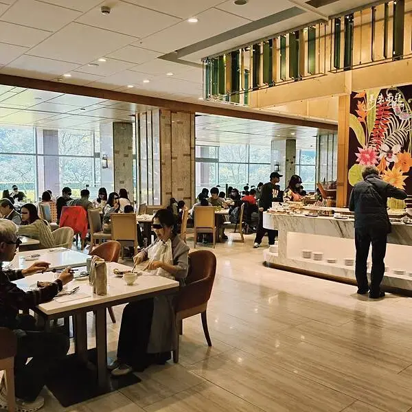 台北萬福六怡酒店敘日吃到飽餐廳~