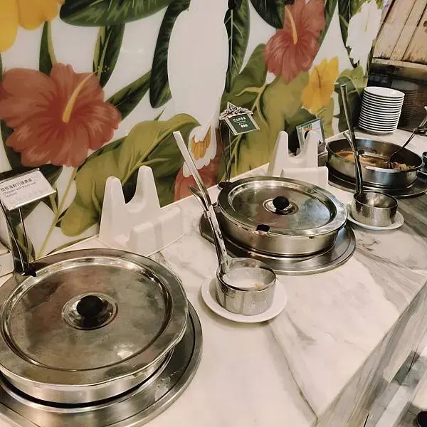 台北萬福六怡酒店敘日吃到飽餐廳~