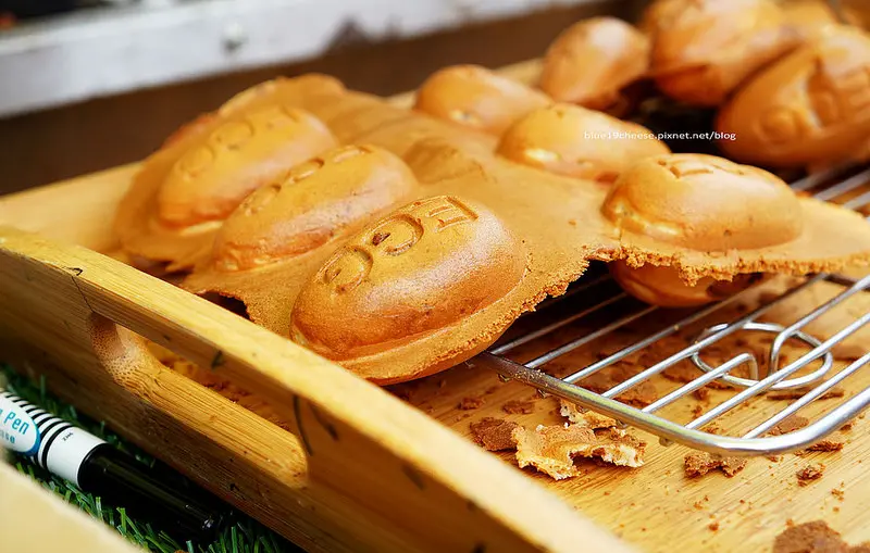 【台中西區】魚刺人雞蛋糕-食材用心.下午點心.一天只賣三個小時.偉士牌店家.麗苑服飾店前.近美術館和忠信市場