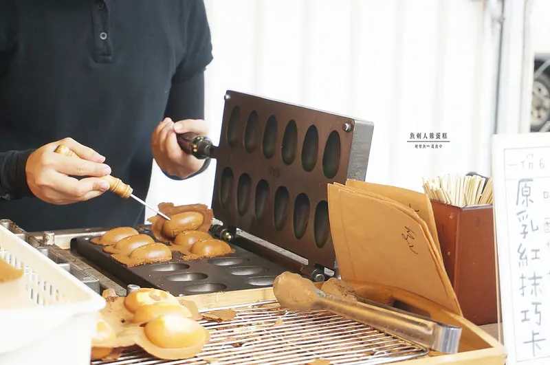 【台中西區】★魚刺人雞蛋糕★偉士牌雞蛋糕の香甜柔軟滋味｜台中美食 下午茶 點心 甜點 硬骨魚覓食中