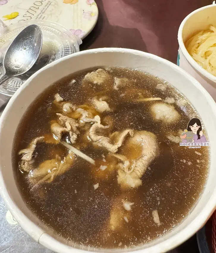 【板橋美食】大碗公當歸羊肉附菜單，最強黑金滷肉飯，藥膳湯頭清