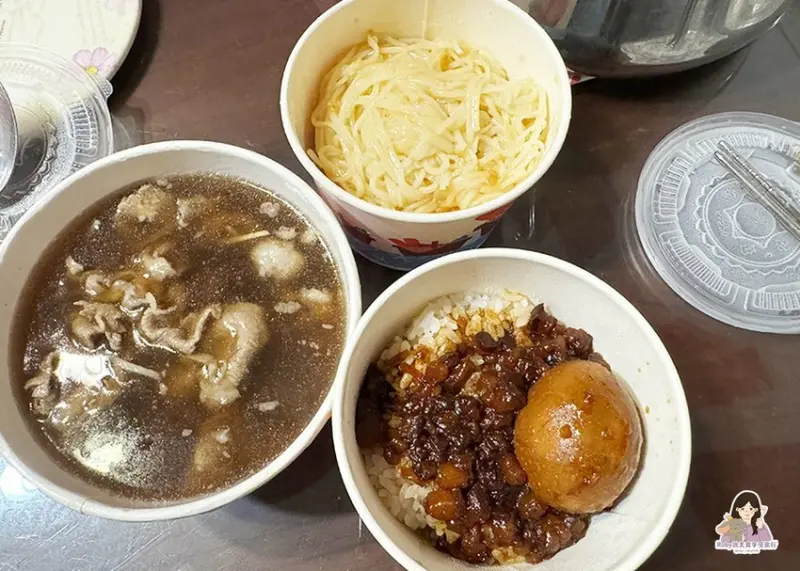 【板橋美食】大碗公當歸羊肉附菜單，最強黑金滷肉飯，藥膳湯頭清