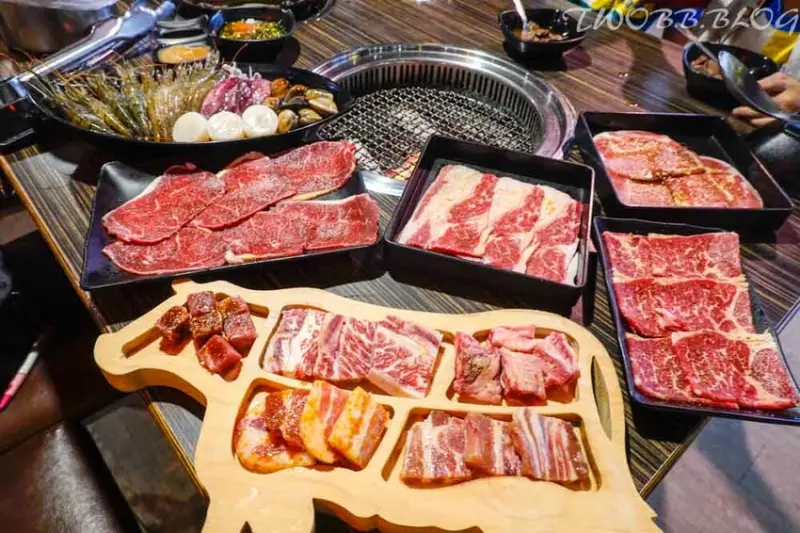 【桃園中壢美食｜ 好客燒烤(中壢店)-炭火直烤的美味，鎖住肉香及海鮮的鮮甜，還有特調酒精及非酒精飲品，下班就來好客聚吧! - 1個媽咪2個寶
