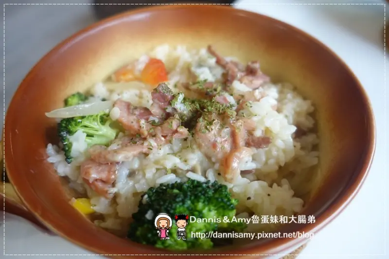 《分享新竹市區餐廳》GIOIA - Coffee & Bistor 餐酒館 輕食。鬆餅下午茶。義大利麵。燉飯‬。飲料。調酒 ︱開到凌晨的店 氣氛好放鬆 朋友聚餐城隍廟附近好停車（附影片）