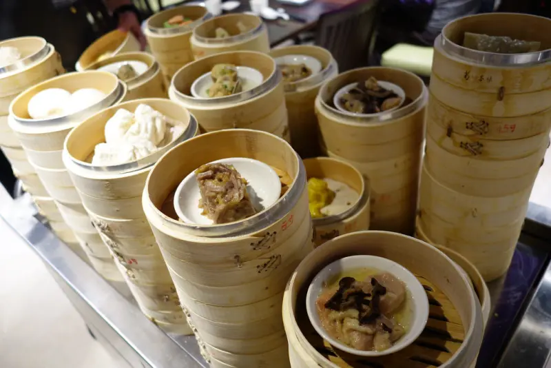 (小巨蛋站)高雄大八飯店揮軍北上,潮坊大八飲茶自助百匯,微風南京4F,港式飲茶吃到飽,經典推車,1/6試營運(全菜單/價位表)