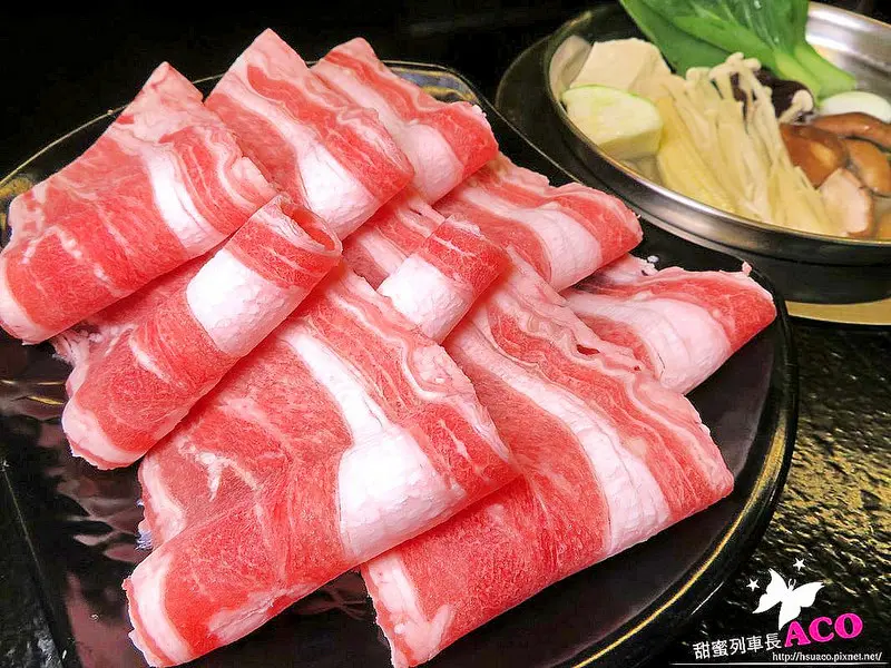 ♥台北♥ 內湖港墘站【邑元輕量鍋】，180元起的平價涮涮鍋，737巷對面的排隊美食，自熬湯頭/食材用心/義美冰淇淋，這麼好的店家不推行嗎！