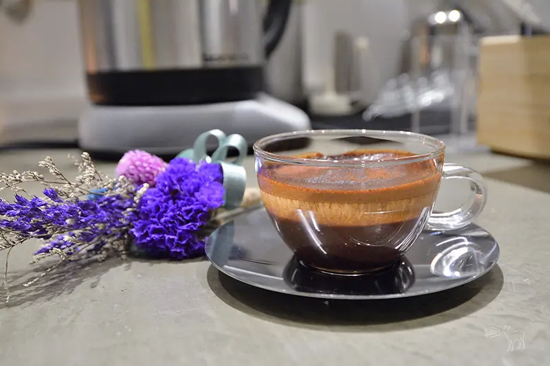 The FOLKS 早上8點開的咖啡館