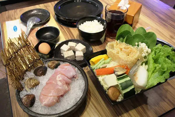 小胖鮮鍋，用心的製作每份鍋物，就連米飯也有專用碾米機來加持。