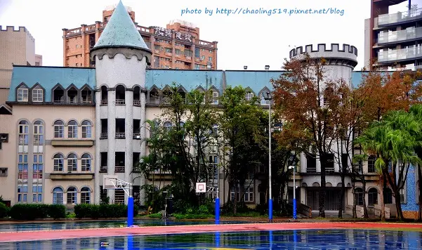 麗林國小。崇林國中。扶輪公園 - 無須舟車勞頓的賞楓景點