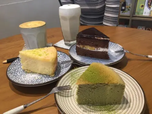 捷運板橋站✿小空間 ✿ 隔絕繁華 找一點小寧靜