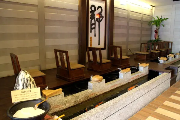 【台北市】集結視覺、聽覺、嗅覺感官放鬆紓壓環境-靜足體養生館