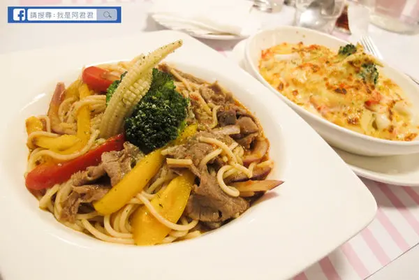 [台北車站|五鐵秋葉原]夢幻粉嫩療癒系MI FOOD CAFE義式複合式餐廳。義式冰淇淋x輕食x下午茶x異國料理