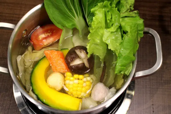 【新北市】天然食材熬煮豐厚特色鍋底溫暖鍋物-非煮不可個人精緻鍋物