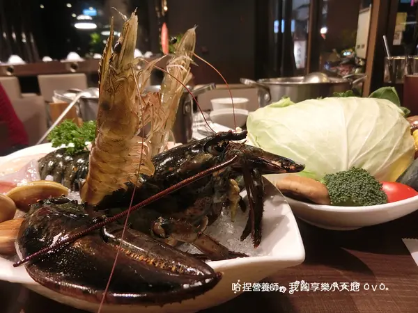 【巷弄】新北新店《非煮不可個人精緻鍋物》嚴選湯頭，火鍋料單點一個也可以！