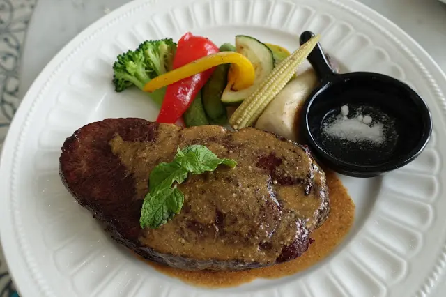 [食記] 初樂 Café de Samuel。菜色與歐式氛圍都讓人好驚豔(宜蘭礁溪)