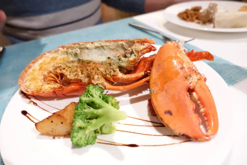 【美食】內湖美福大飯店彩匯自助 Buffet吃到飽，精緻美味菜色選擇性豐富