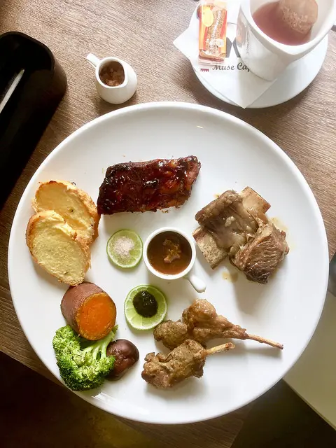 【松山區／南京三民站】 Muse Cafe- 工業風餐酒館