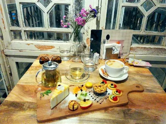 【信義安和站】緩慢時光中的古董咖啡館~舒服生活Truffles Living