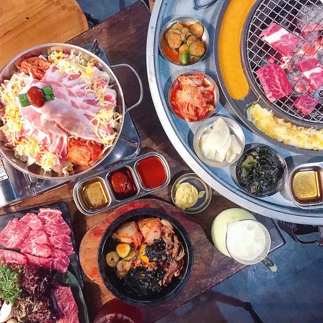 【台中西屯區 - 一桶 tone 韓式新食】中科商圈美食推薦║汽油桶韓式燒肉！份量多服務態度好有商業午餐！適合家人朋友同事聚餐！7月壽星到店用餐，主廚招待戰斧豬排！