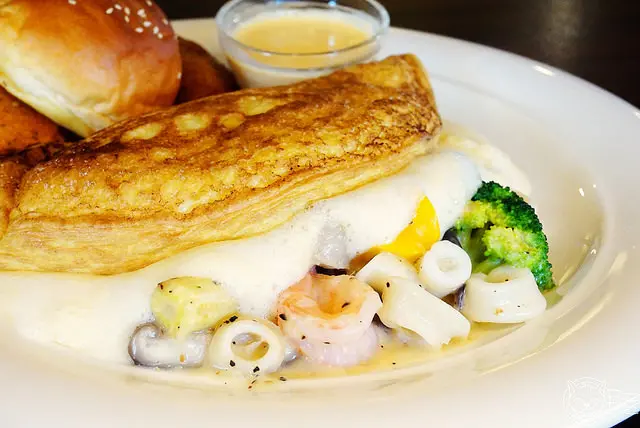 ※ 比昂享食 ※【星羽是吃貨-台中西屯】環境超棒寵物友善/親子餐廳，多國料理滿足你想嚐鮮的味蕾，台南溫體牛超讚!!!!