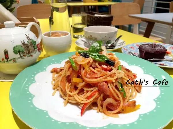 捷運中山站 ║ Caths Cafe (中山旗艦店) ║ 英國Cath Kidston咖啡廳來台，全亞洲第二間