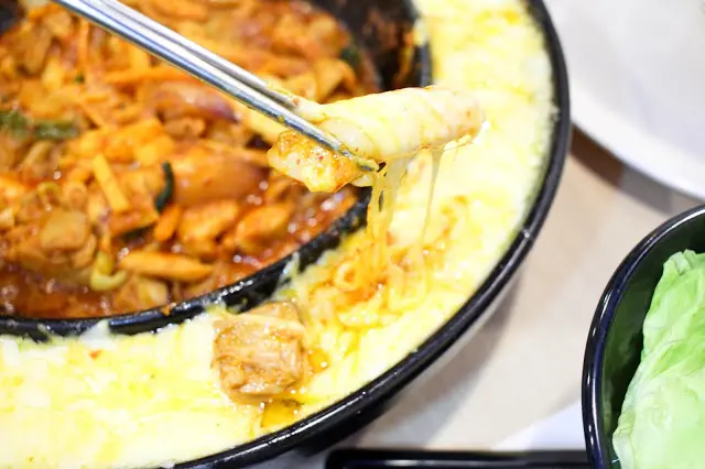 
[貳訪]OMAYA春川炒雞(高雄博愛店)~愛評網口碑券~
