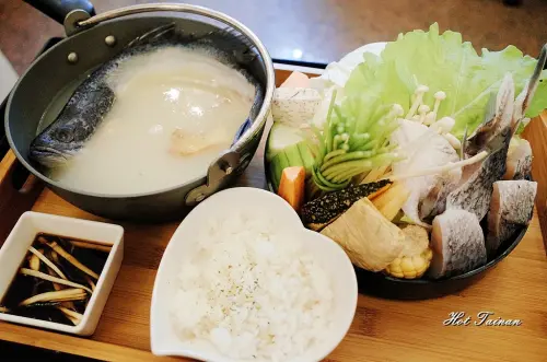 【台南北區】蜜露爾歐式餐廳：鱸魚火鍋限量霸氣登場，再加點盤清爽味美的義大利麵~好吃又高CP值!