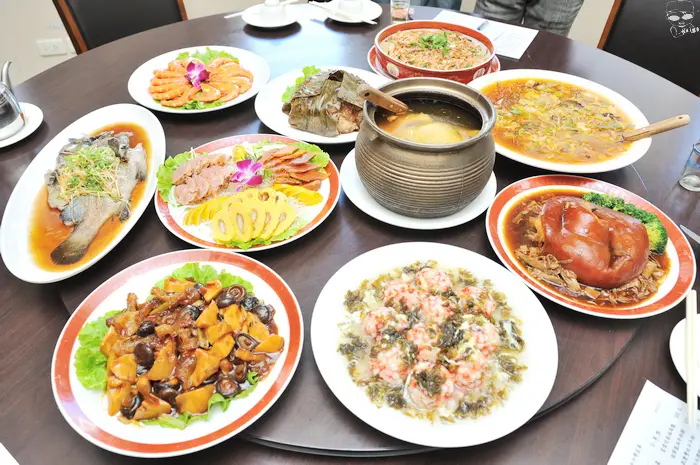 2021漁人船釣外帶年菜，山珍海味豐盛上桌，全家圍爐大飽口，還有本土羊肉鍋打牙祭