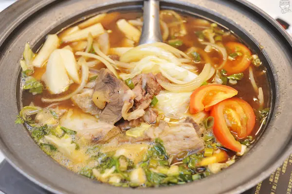 [台中好吃]冷風颼颼，正是冬令進補好時機，漁人船釣海鮮餐廳，特別推出快樂成長的羊肉大餐，海陸美食一次享用