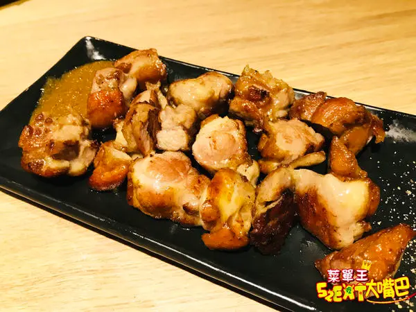 台中西區美食鐵板料理》hot 7新鐵板料理菜單價位大公開！聚餐約會好選擇職人手作的平價料理～台中美村路金典綠園道必吃美食小吃餐廳推薦。