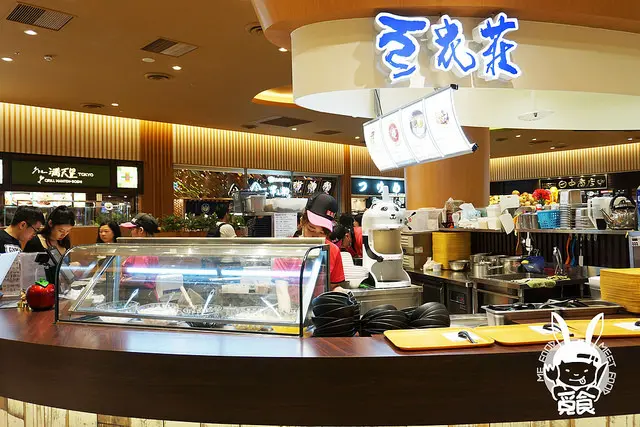 【甜點】新北林口 豆花莊 價錢稍高 食材略略走味 還是吃本店吧！
