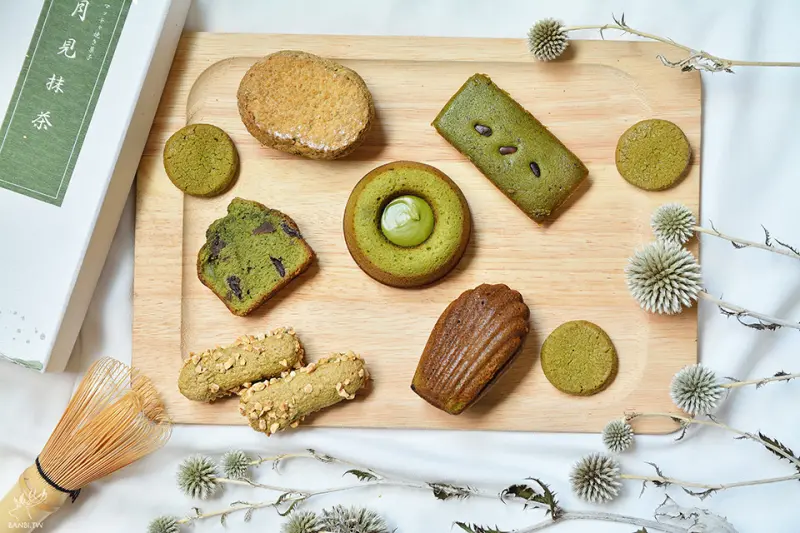 小罐子點心舖抹茶焙茶的中秋月餅禮盒