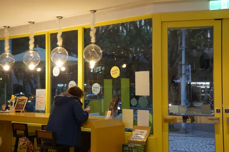  台北｜中正文旅 × UINN TRAVEL悠逸行旅，生活台北、近看城市面貌，在恬靜街道前一同共眠