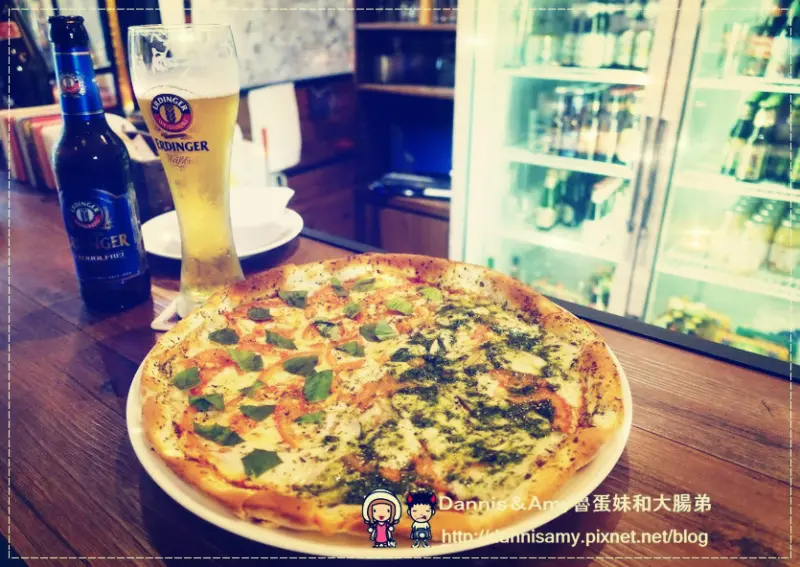 《分享新竹關新路餐廳》DOCK 道可小酒館 品嘗剛出爐手工現做南義脆皮披薩。各國精釀啤酒 ︱PIZZA x BEER下班聚餐小酌地點推薦 放鬆閒聊好地方~(附影片）