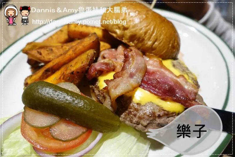 《新竹關新路推薦美式餐廳》樂子-新竹日光店 theDiner 早午餐。漢堡。三明治。班尼迪克蛋 ︱食尚玩家推薦台北必吃10大早餐來新竹展店~根本親子餐廳