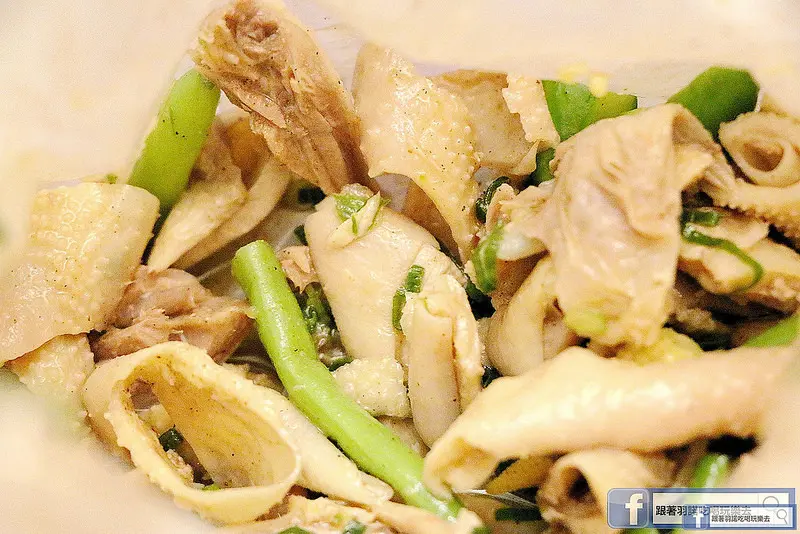 【羽諾食記】欲罷不能鹹水雞&麻辣雞❤羅東夜市美食