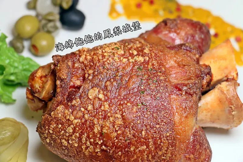 板橋府中站美食-高CP套餐-異國瘋創意料理-脆皮德國豬腳