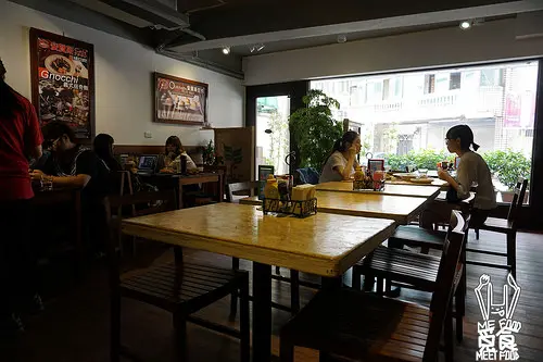 
【洋食】桃園楊梅 安賀斯Cafe` 木瓜牛奶綿密細緻
