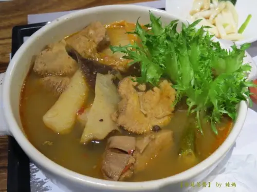 【台南蔬食餐廳】食蔬茶齋 · 蔬果料理，不僅是美味，更是養生與藝術的三重結合~#手路菜#台南美食#中式蔬食#宅配