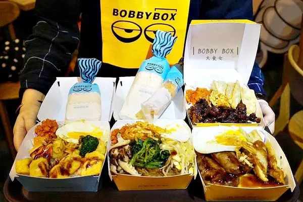 [東區美食] BobbyBox 韓式飯食新選擇！頂呱呱繼魷魚大叔，又一新作！外食族有福啦！不過想吃～就先預約吧:P (附完整菜單MENU) 東區美食/東區韓式/東區韓式便當/東區外帶便當/東區韓國便當