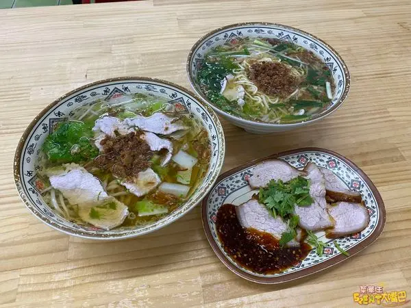 慶豐麵店菜單價位大公開》號稱花蓮人最愛的獨特味道煙燻滷味～花蓮吉安必吃美食小吃餐廳推薦。