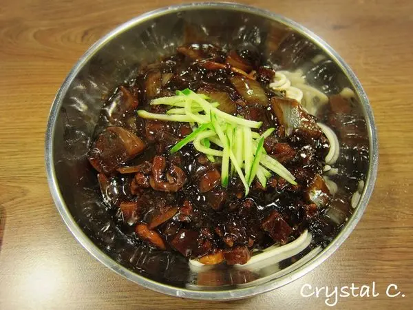 【台北美食推薦】道食樂韓式小吃 永春站道地韓式料理 辣得夠味炒年糕還有黑罵罵炸醬麵推薦