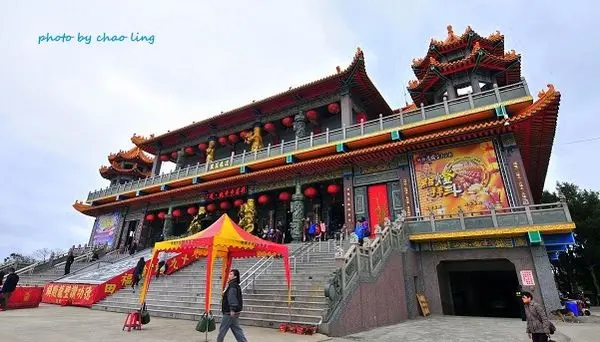 【桃園 / 廟宇】護國宮太子廟 。新年走春祈福&免費暢玩遊樂園 