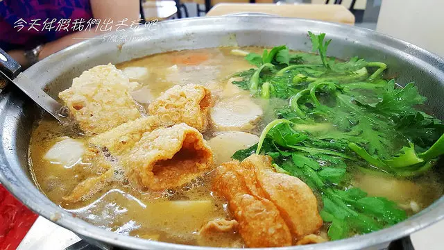 [台南♥中西區] 小豪洲沙茶爐。火鍋。沙茶味道耐人尋味。