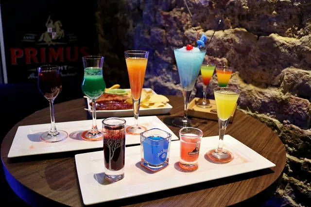 【台南美食】Brick 磚塊-莫札特安魂曲調酒．正興街酒吧．慶生Lounge bar推薦